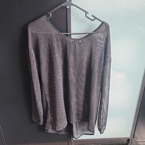 Rock & Republic Charcoal Knit Mess Blouse W A Gold Shimmer
